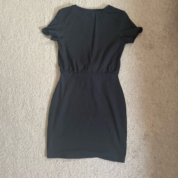 Express black tie waist dress Size XSmall - Picture 8 of 10